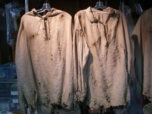 shirt doubles, Imaginarium of Dr. Parnassus, Feature 2009
